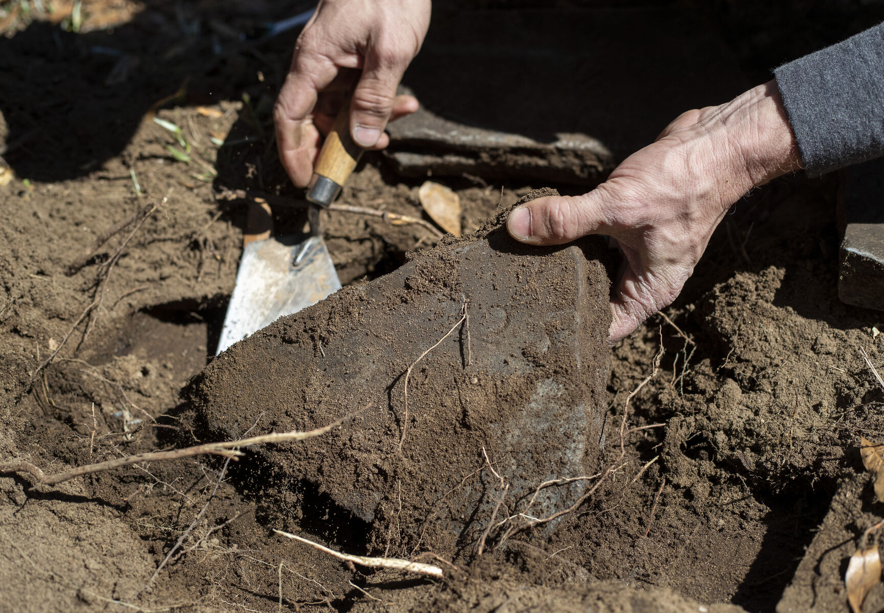 found slate grave.jpg